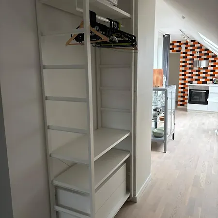 Attic In With Rooftop Terrace 아파트 *