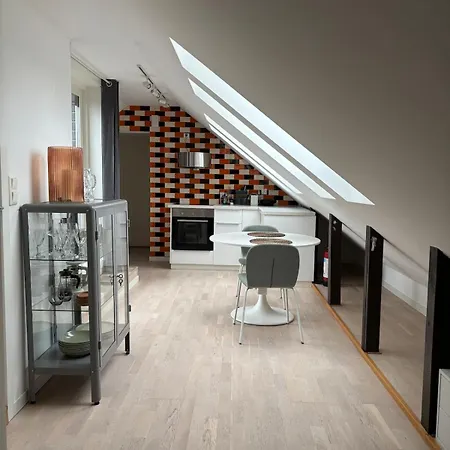Attic In With Rooftop Terrace 오슬로